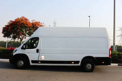 Peugeot Boxer 2.2L Diesel (L4H3) 2022