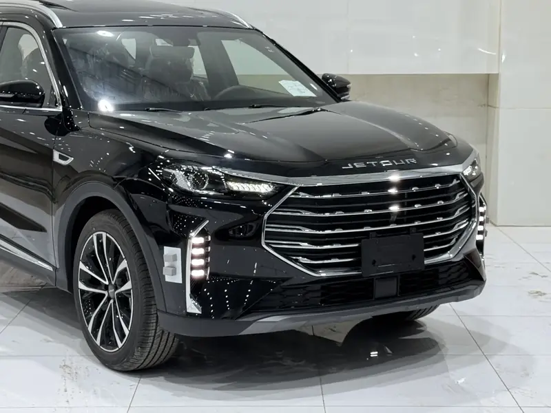 Discover undefined undefined Exterior Interior Images.Find all aspects and details of cars.