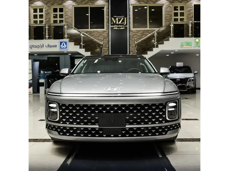 Hyundai Azera 2025