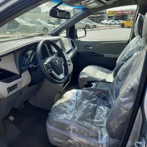 Toyota Sienna 2017