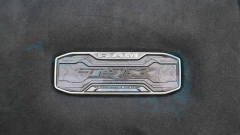New RAM 1500 TRX 6.2L V8 702 HP 2024