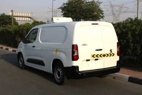 Peugeot Partner 1.6L Long (Petrol) 2020