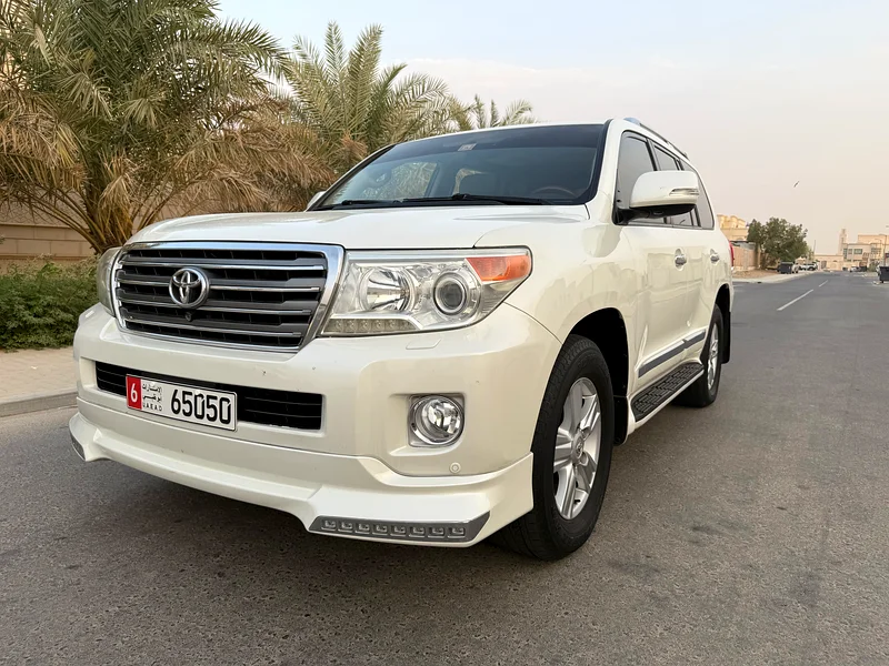 Toyota Land Cruiser 2014