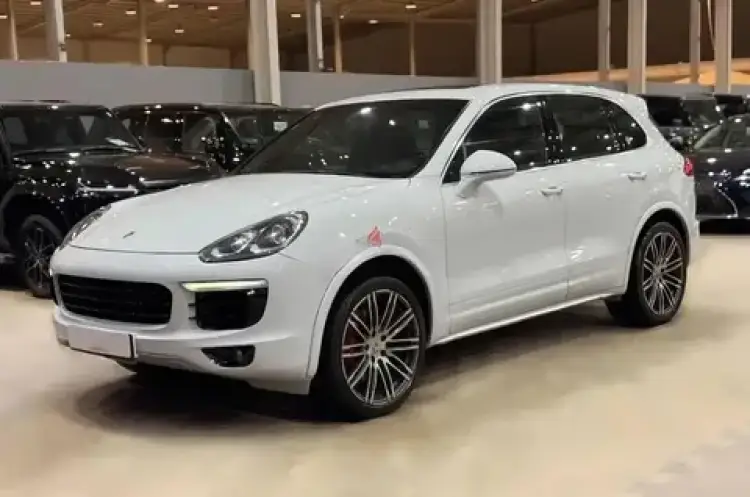 porsche cayenne image Porsche Cayenne 2015