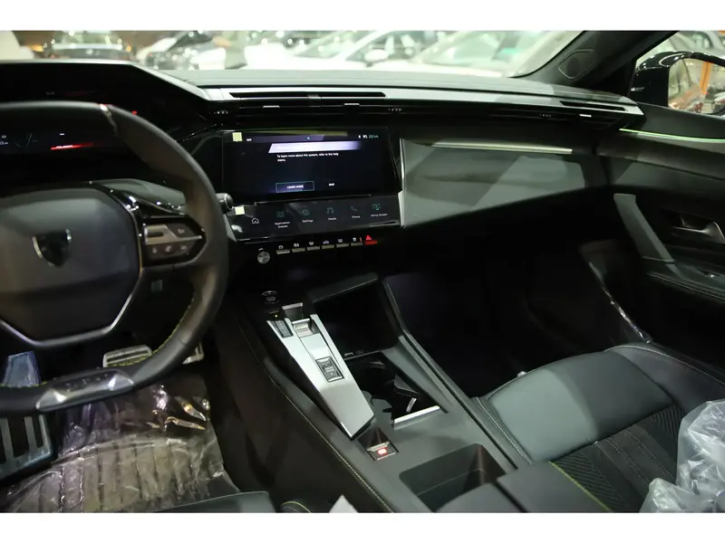 Peugeot 408 2024