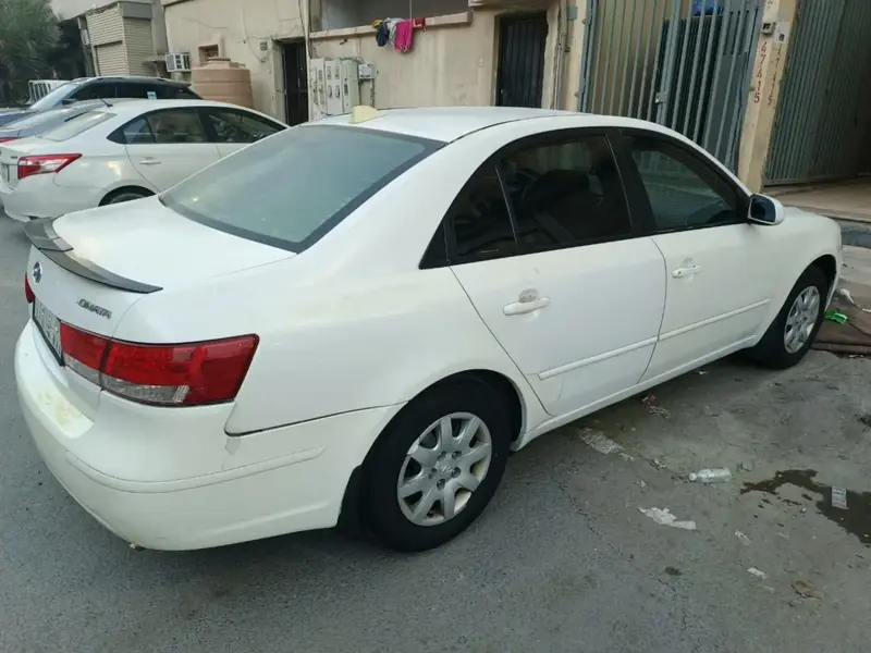 Hyundai Sonata 2010