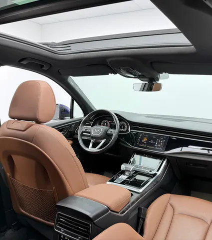 Audi Q7 55 TFSI quattro S-line (340 HP) 2021