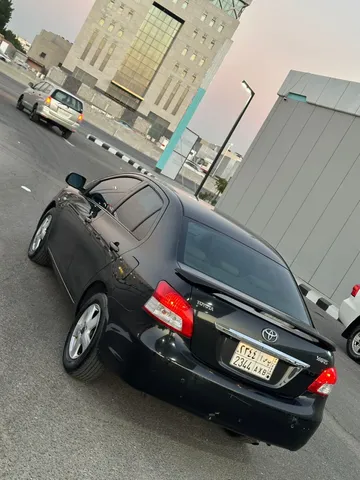 استكشف undefined undefined الصور الخارجية والداخلية. اكتشف جميع جوانب وتفاصيل السيارات.