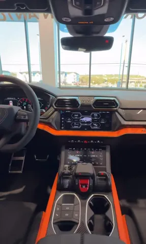 New Lamborghini Urus 4.0T V8 2025