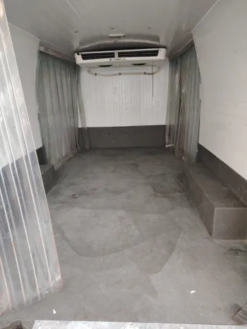 Toyota Hiace CHILLER VAN 2017