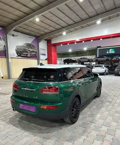 Discover undefined undefined Exterior Interior Images.Find all aspects and details of cars.