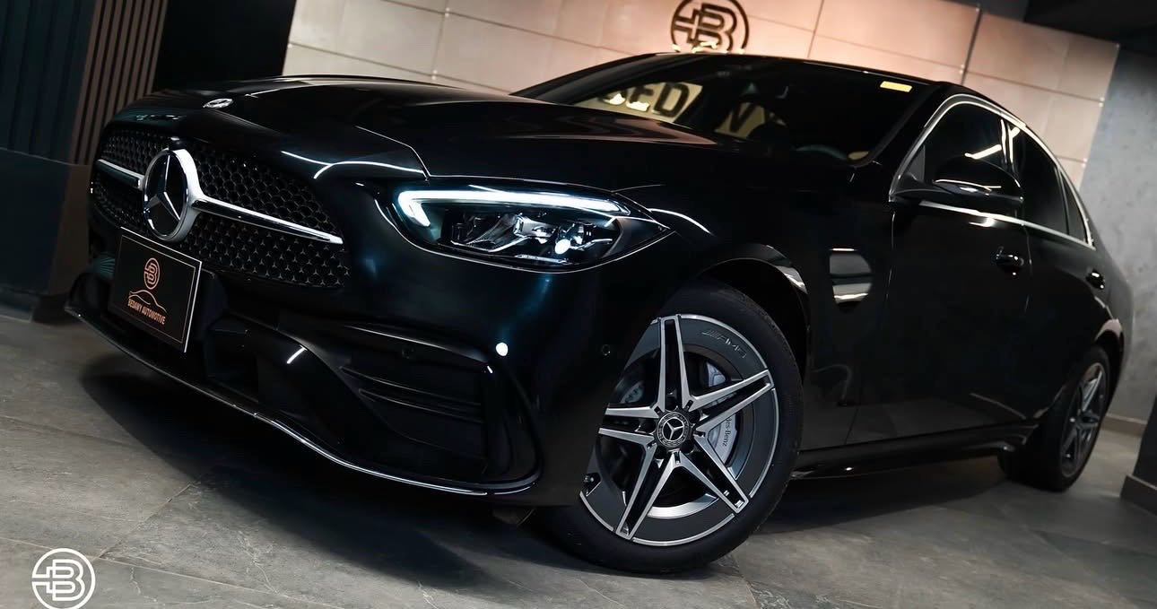 Mercedes Benz C Class 2024