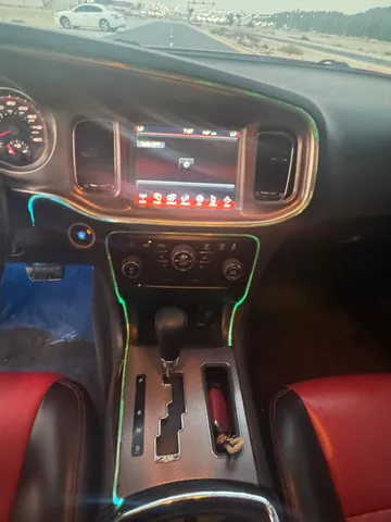 Dodge Charger 3.6L SXT premium 2013