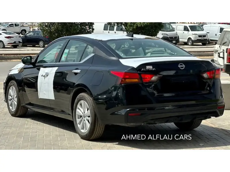 Nissan Altima 2024