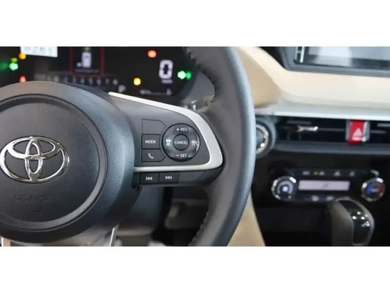 Toyota Yaris 2024