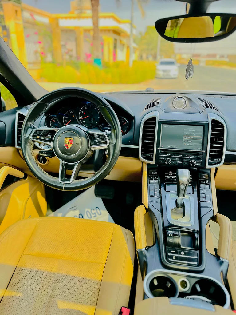 Porsche Cayenne 2016