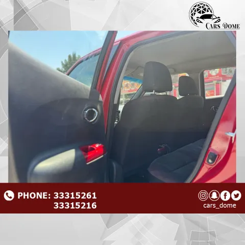 استكشف undefined undefined الصور الخارجية والداخلية. اكتشف جميع جوانب وتفاصيل السيارات.