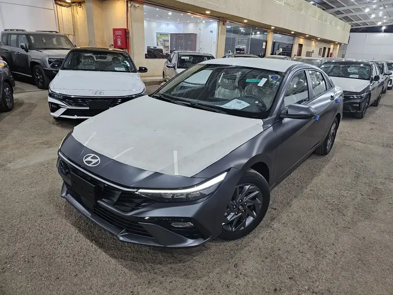 Hyundai Elantra 2025