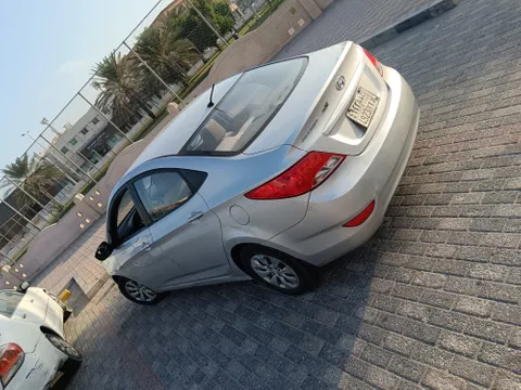 Discover undefined undefined Exterior Interior Images.Find all aspects and details of cars.