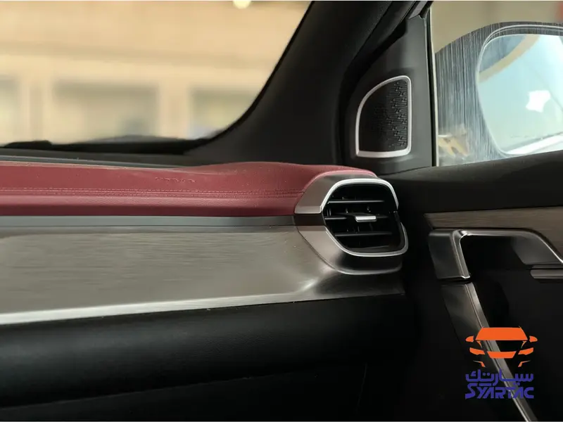 Geely Coolray 2024