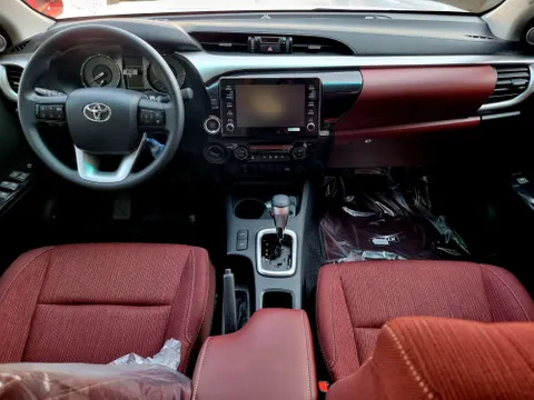 New Toyota Hilux 2025