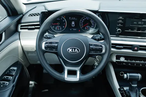 Kia K5 2021