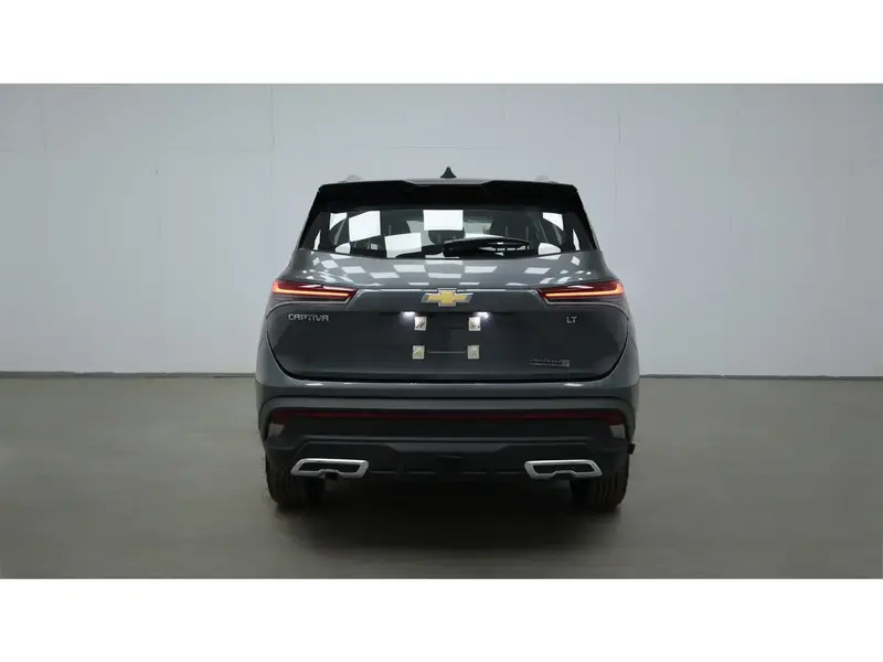 Discover undefined undefined Exterior Interior Images.Find all aspects and details of cars.