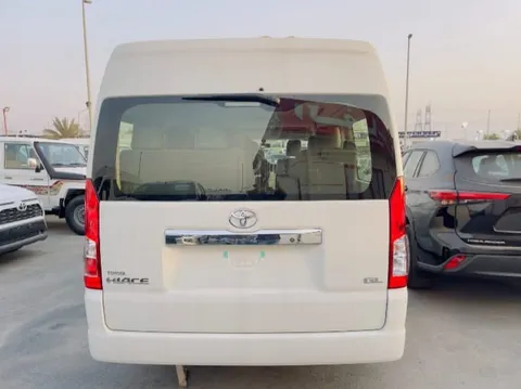 New Toyota Hiace 3.5L Commuter (13 seater) M/T 2025