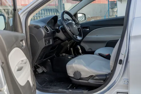 Mitsubishi Attrage 1.2 GLX 2022
