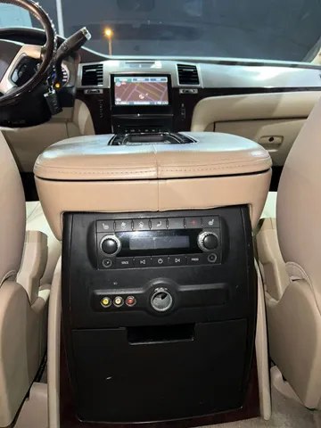 Cadillac ESCALADE 2012