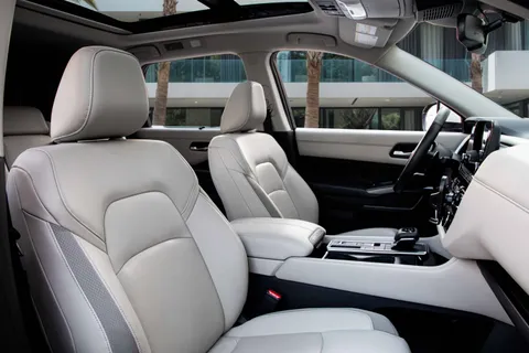 Nissan Pathfinder 2024