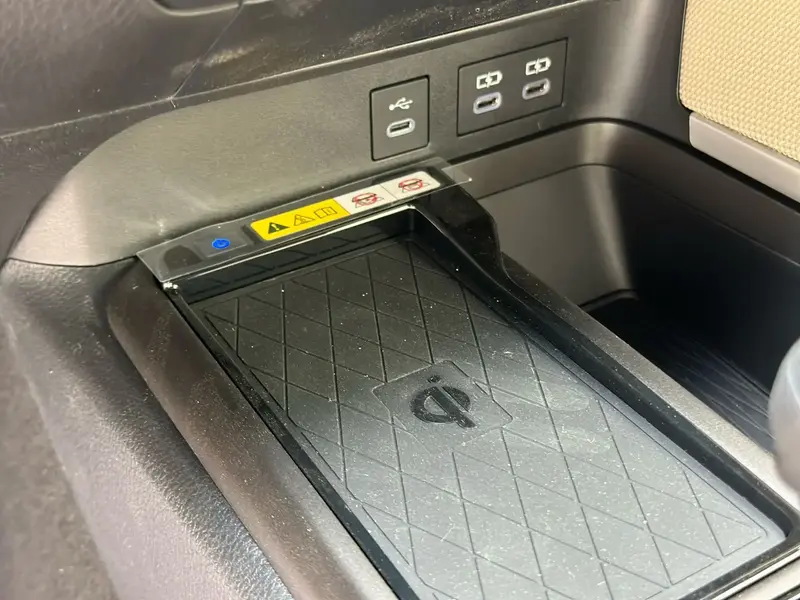 Toyota Camry 2025