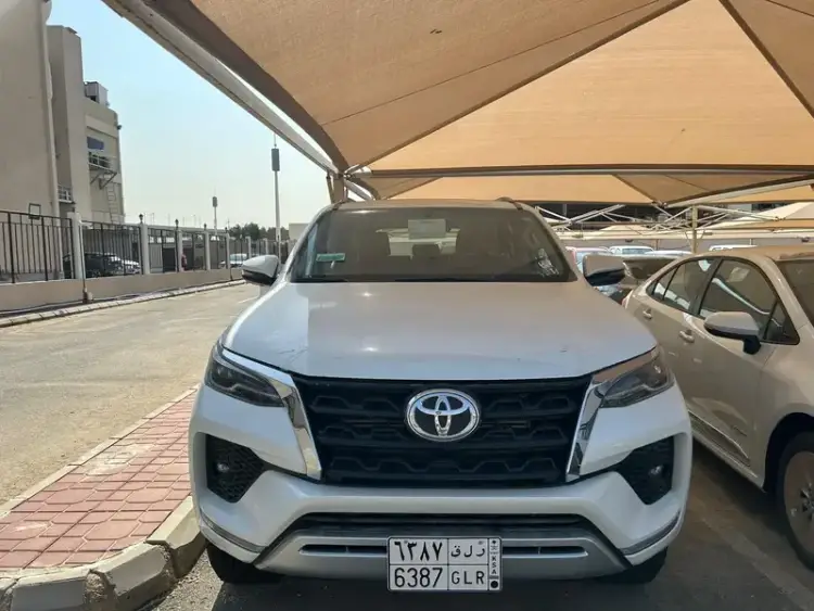 toyota toyota-fortuner image Toyota Fortuner 2024