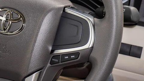 New Toyota Hiace 3.5L Commuter (13 seater) M/T 2025