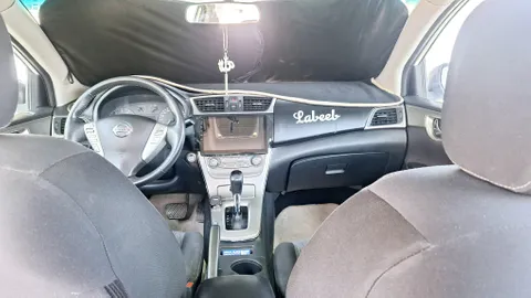 Nissan Sentra 1.8L SV 2014