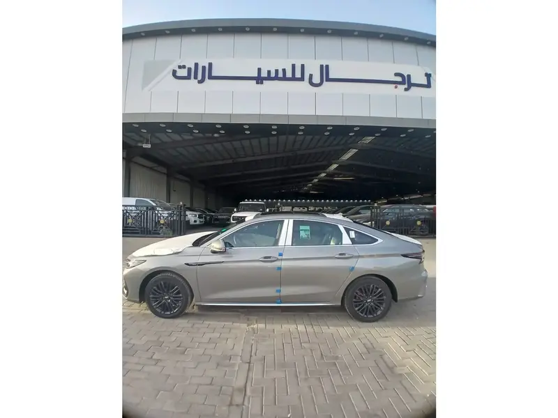 Chery Arrizo 8 Pro 2025
