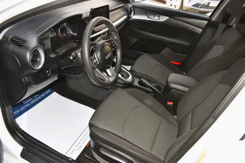 Kia Cerato 1.6L LX 2022