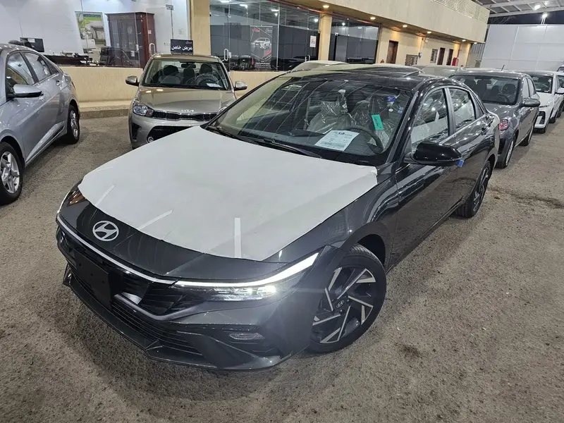 Hyundai Elantra 2025