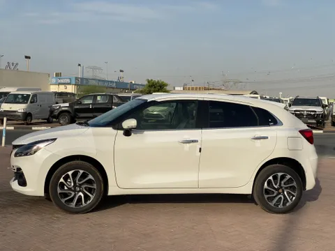 Discover undefined undefined Exterior Interior Images.Find all aspects and details of cars.