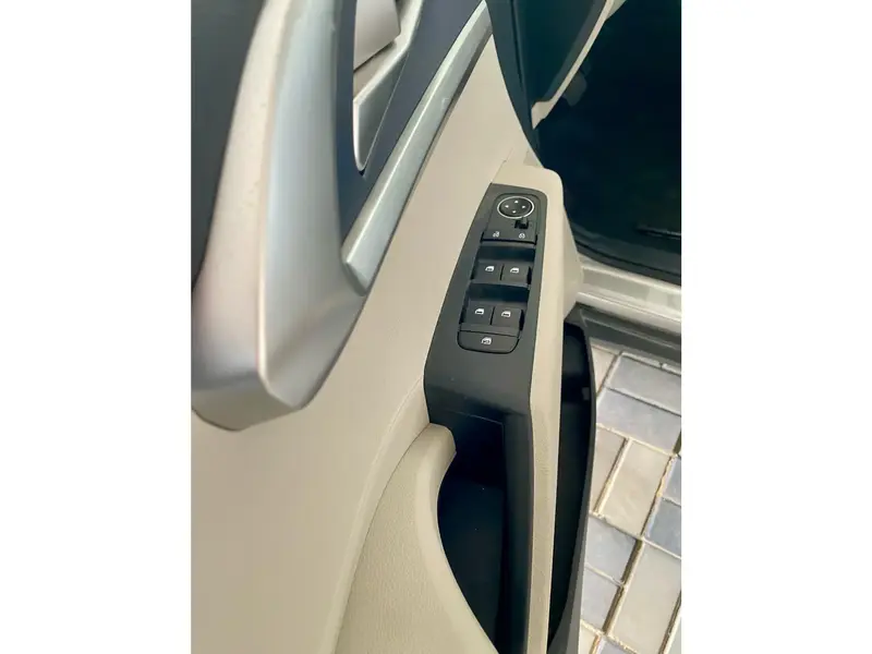 KIA Carens 2025