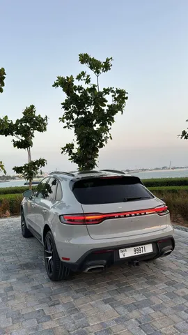 Discover undefined undefined Exterior Interior Images.Find all aspects and details of cars.