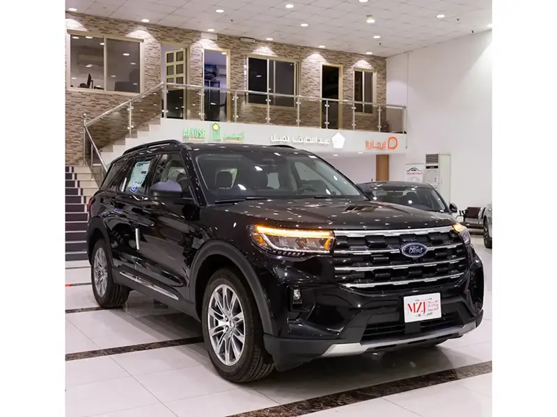 Discover undefined undefined Exterior Interior Images.Find all aspects and details of cars.