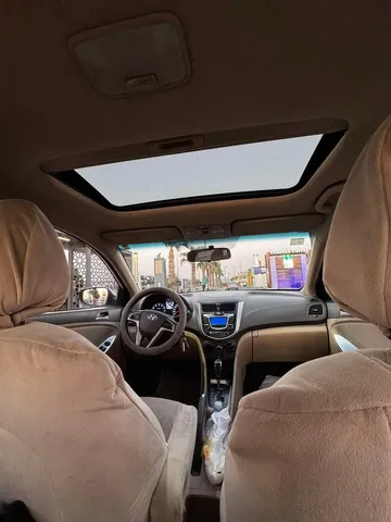 Hyundai Accent 2015