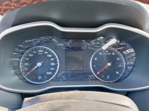New MG ZS 1.5L COM 2025