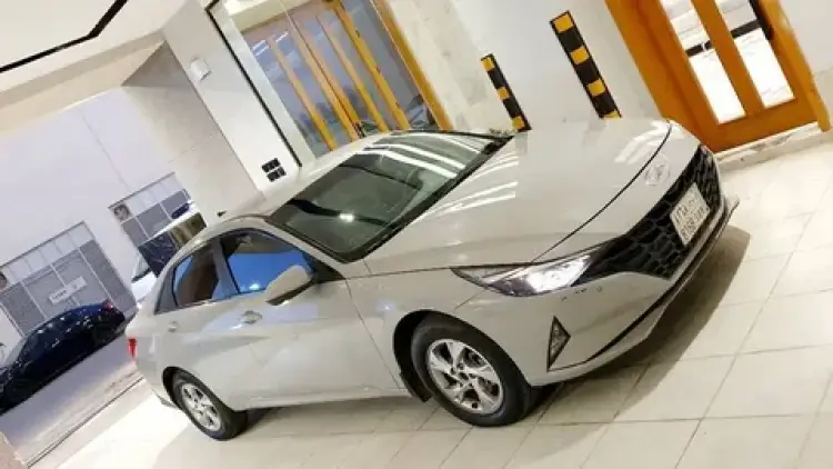 hyundai hyundai-elantra image Hyundai Elantra 2022