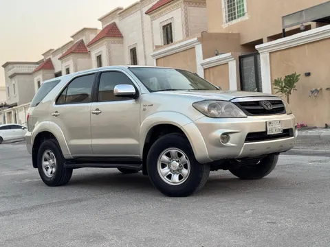 Toyota Fortuner 2006