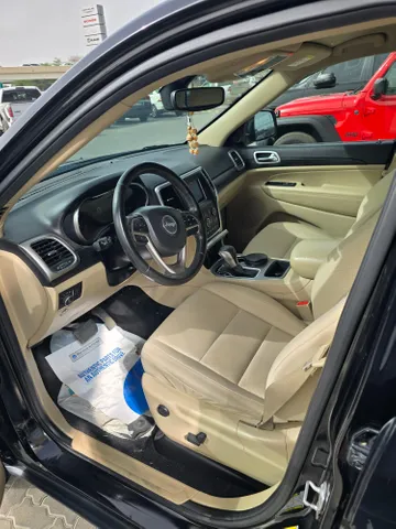 Discover undefined undefined Exterior Interior Images.Find all aspects and details of cars.