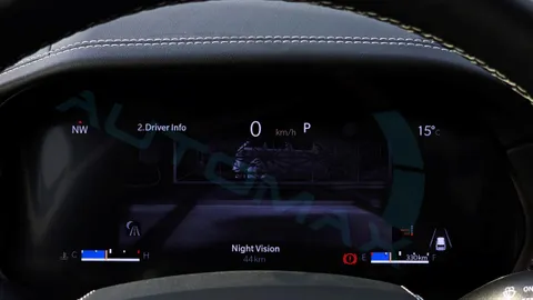 Discover undefined undefined Exterior Interior Images.Find all aspects and details of cars.