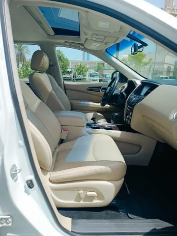 Nissan Pathfinder 3.5L S 4WD 2016