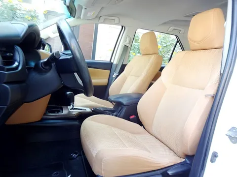 Toyota Fortuner 2.7L (4X4) 2020